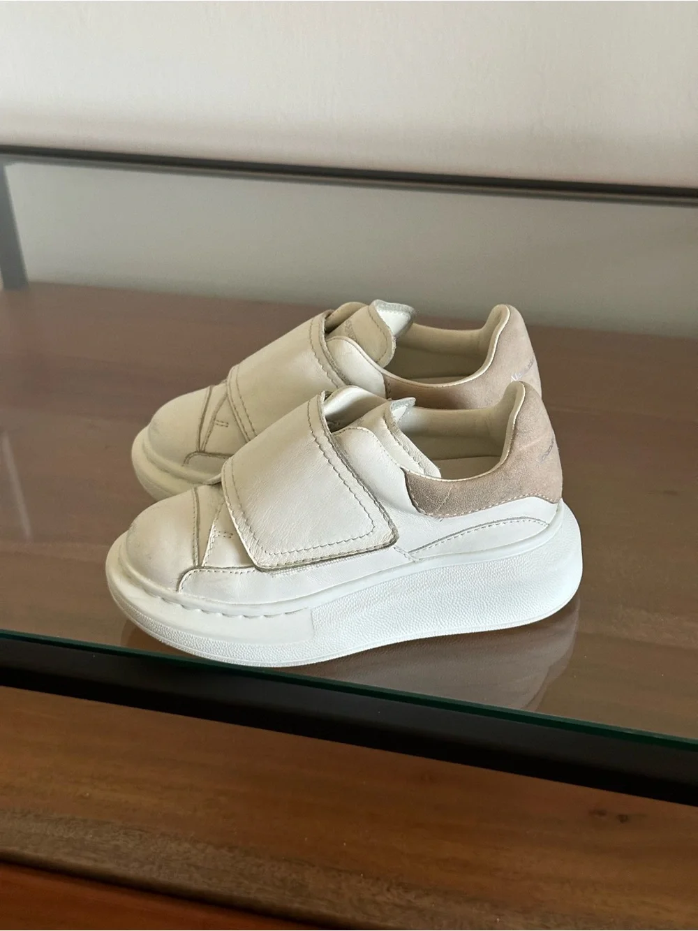 Alexander McQueen Kids Oversized Velcro Leather Sneakers EU 26